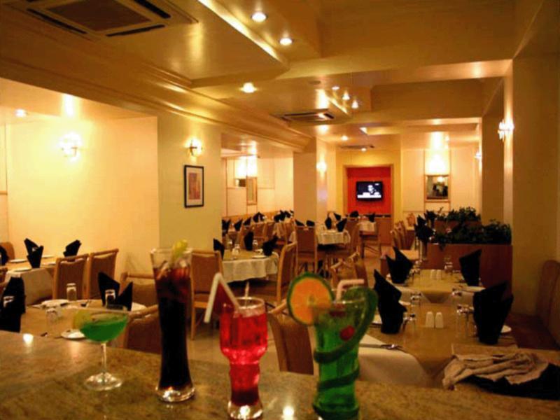FabHotel Gandharva Shivajinagar Pune Exteriör bild