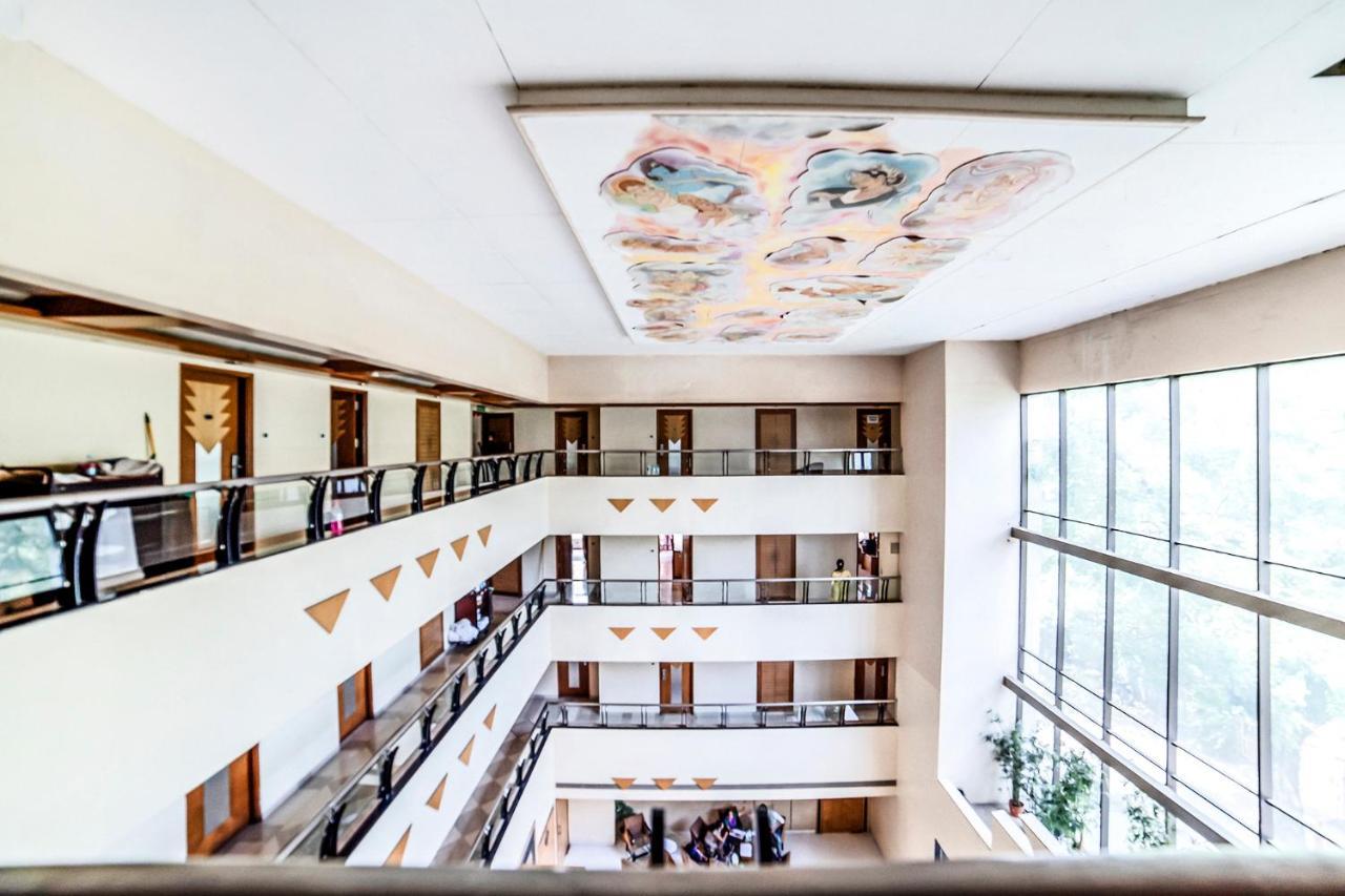 FabHotel Gandharva Shivajinagar Pune Exteriör bild