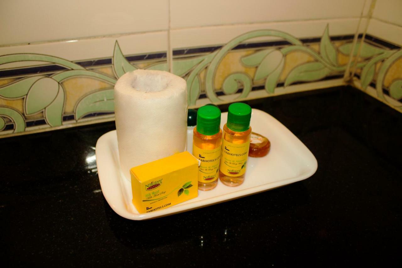 FabHotel Gandharva Shivajinagar Pune Exteriör bild